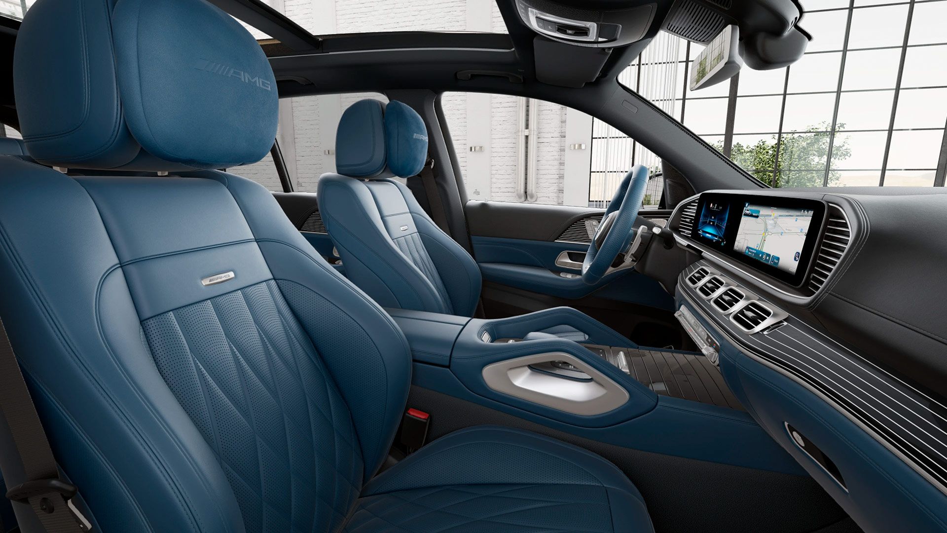 Der Innenraum eines Mercedes-AMG mit MANUFAKTUR Ausstattung in yachtblue.