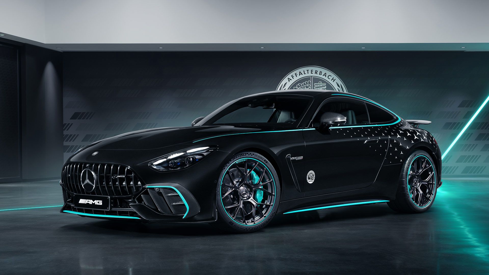 Frontansicht des Mercedes-AMG GT 63 PRO 4MATIC+ Motorsport Collectors Edition.