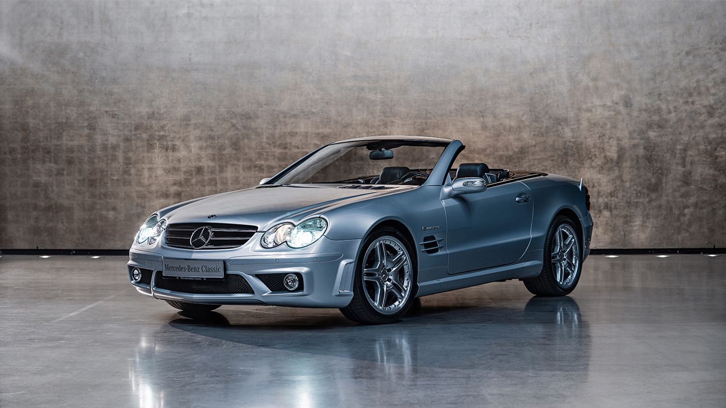 Der Mercedes-AMG R 230 Exterieur