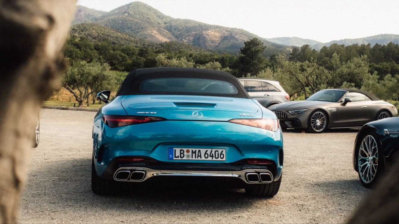 Hecksicht eines Mercedes-AMG SL Roadsters