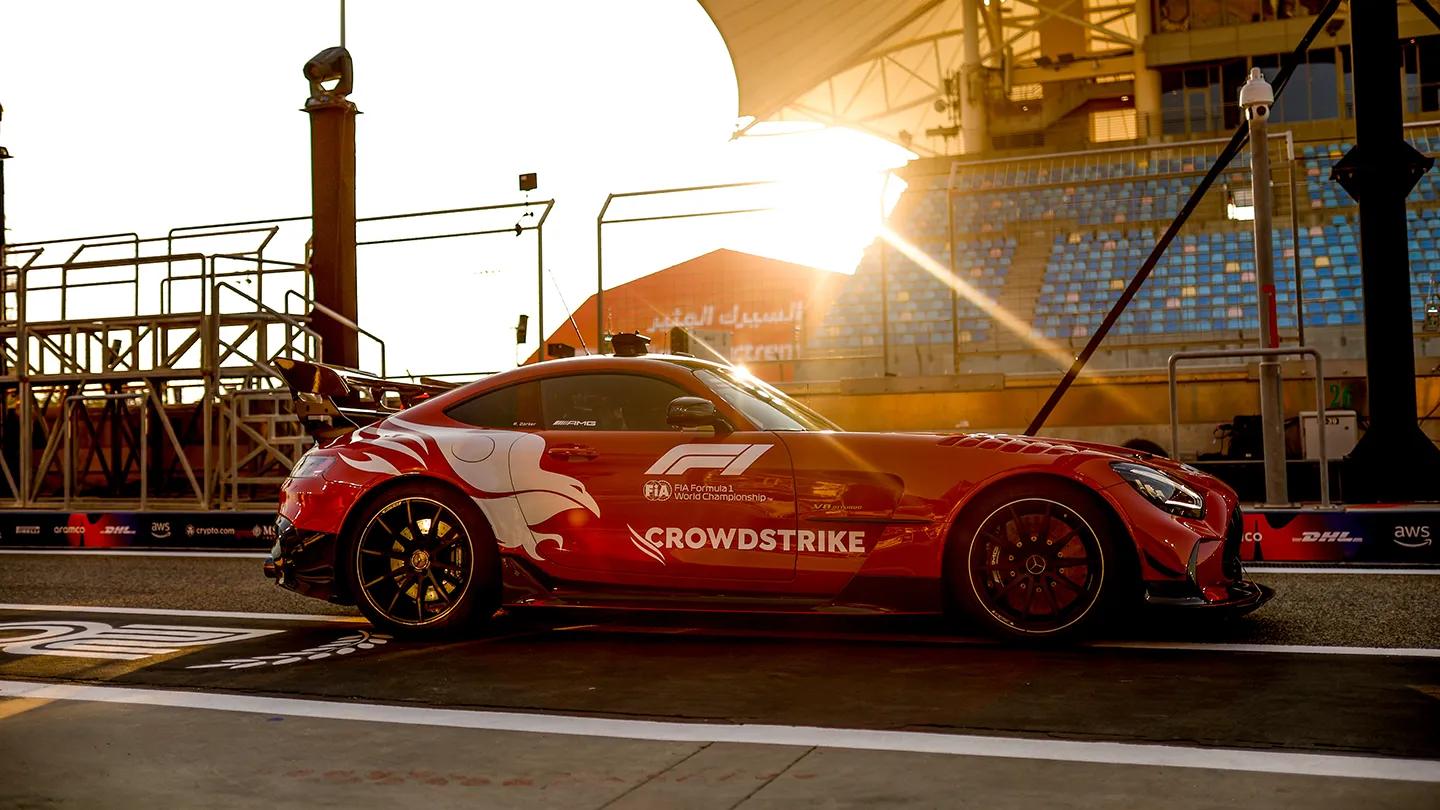 Safety Car in pitlane