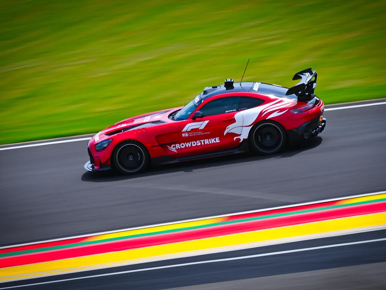 Safety Car on the track