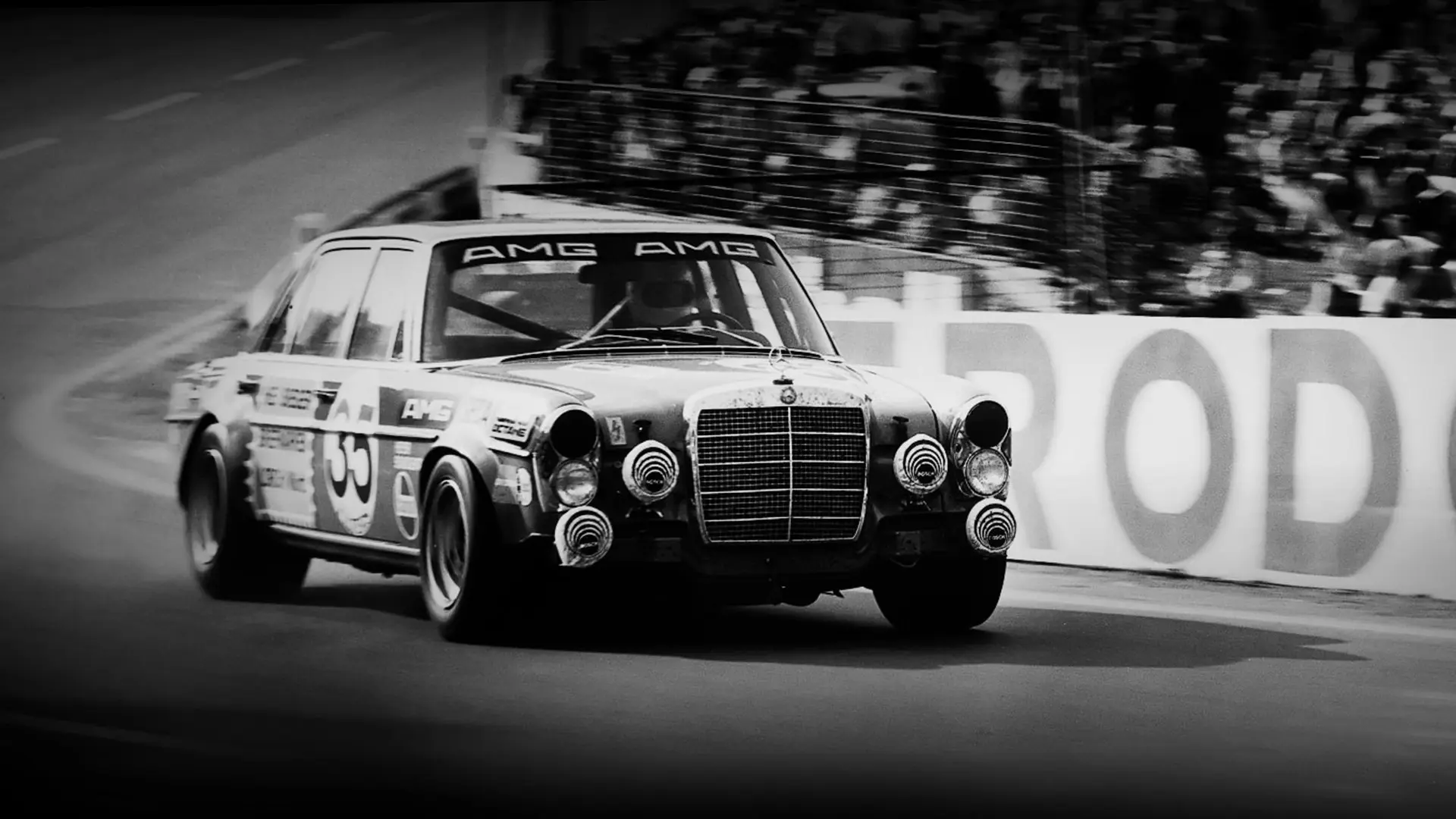 Mercedes-Benz "Red Pig" on the racetrack