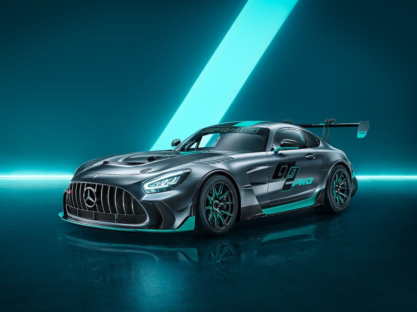 Exterior of the Mercedes-AMG GT2 PRO