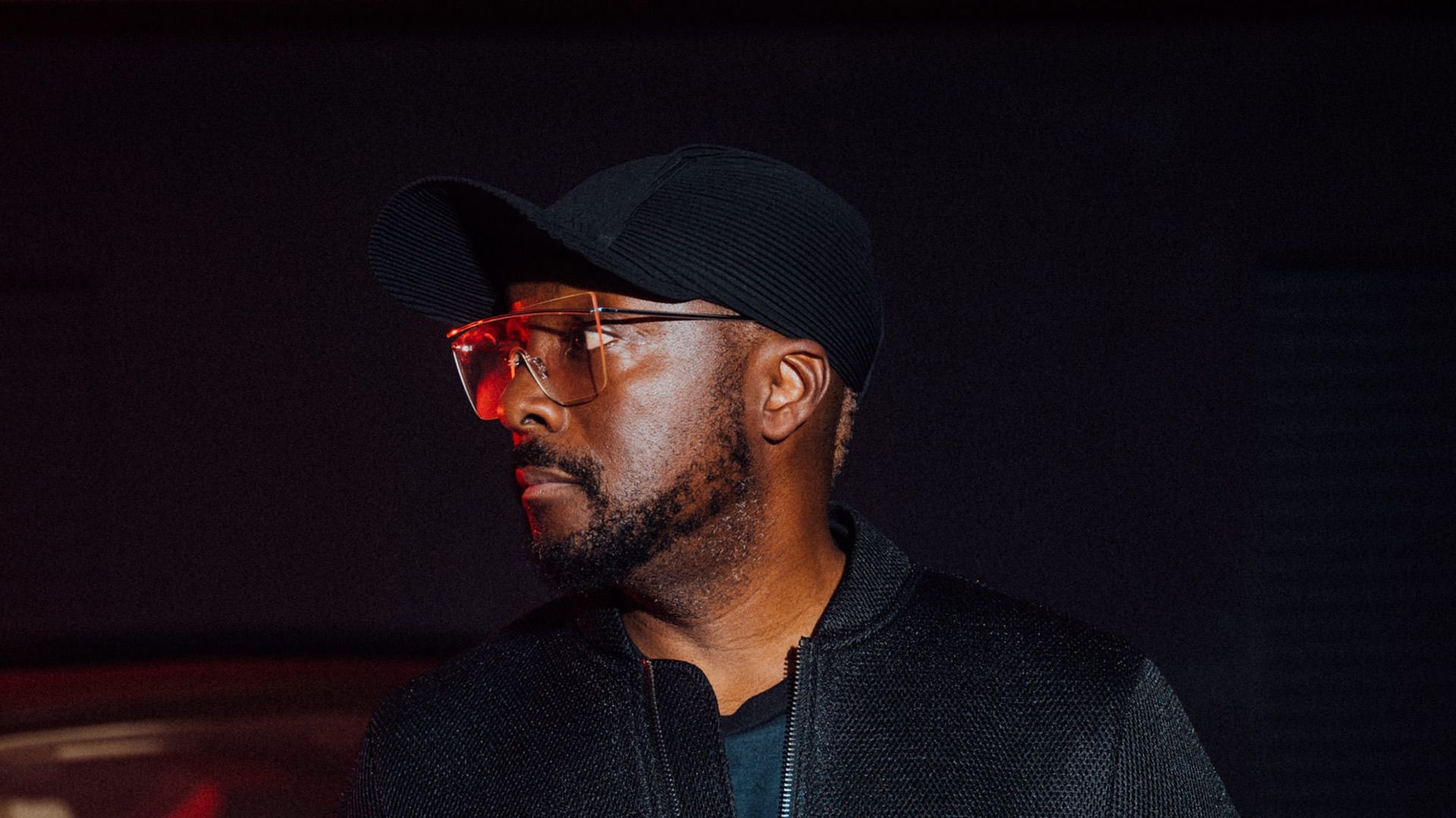 Side profile of Will.i.am