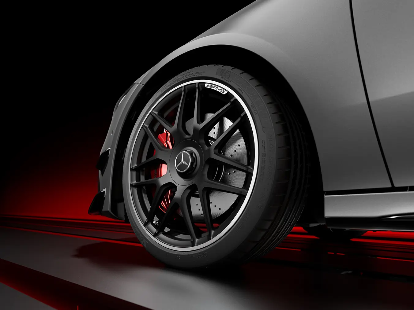 Close up shot of the rims of the Mercedes-AMG CLA 45 S Shooting Brake.