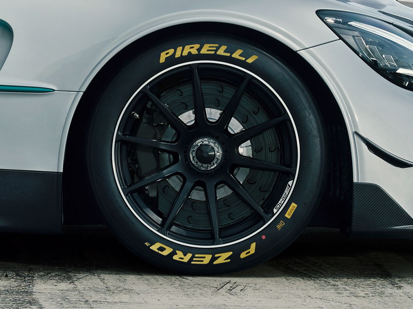 Wheels of the Mercedes-AMG GT2